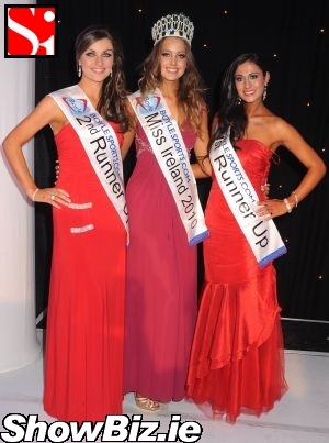  - 2010-09-miss-wexford-laura-scanlon--miss-ireland-2010-(miss-waterford)-emma-waldron--miss-antrim-natasha-shafai